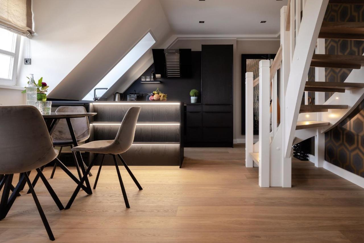 Apartment Living Lorens No 12 *
