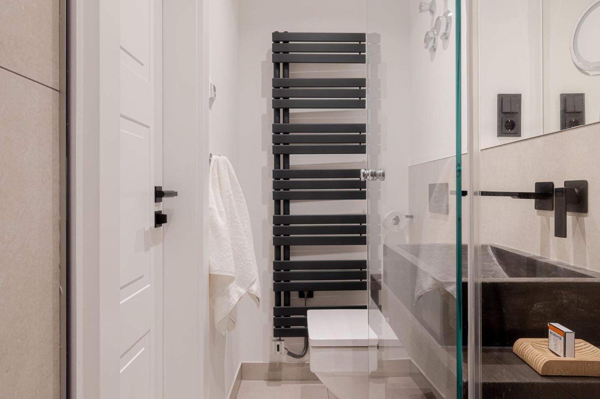 Living Lorens No 12 Apartment